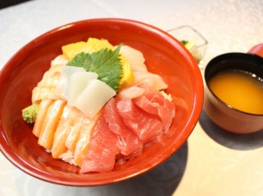 海鮮丼